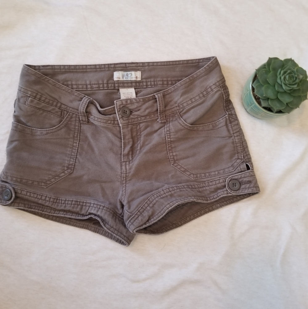 Tan Cargo-like Shorts
